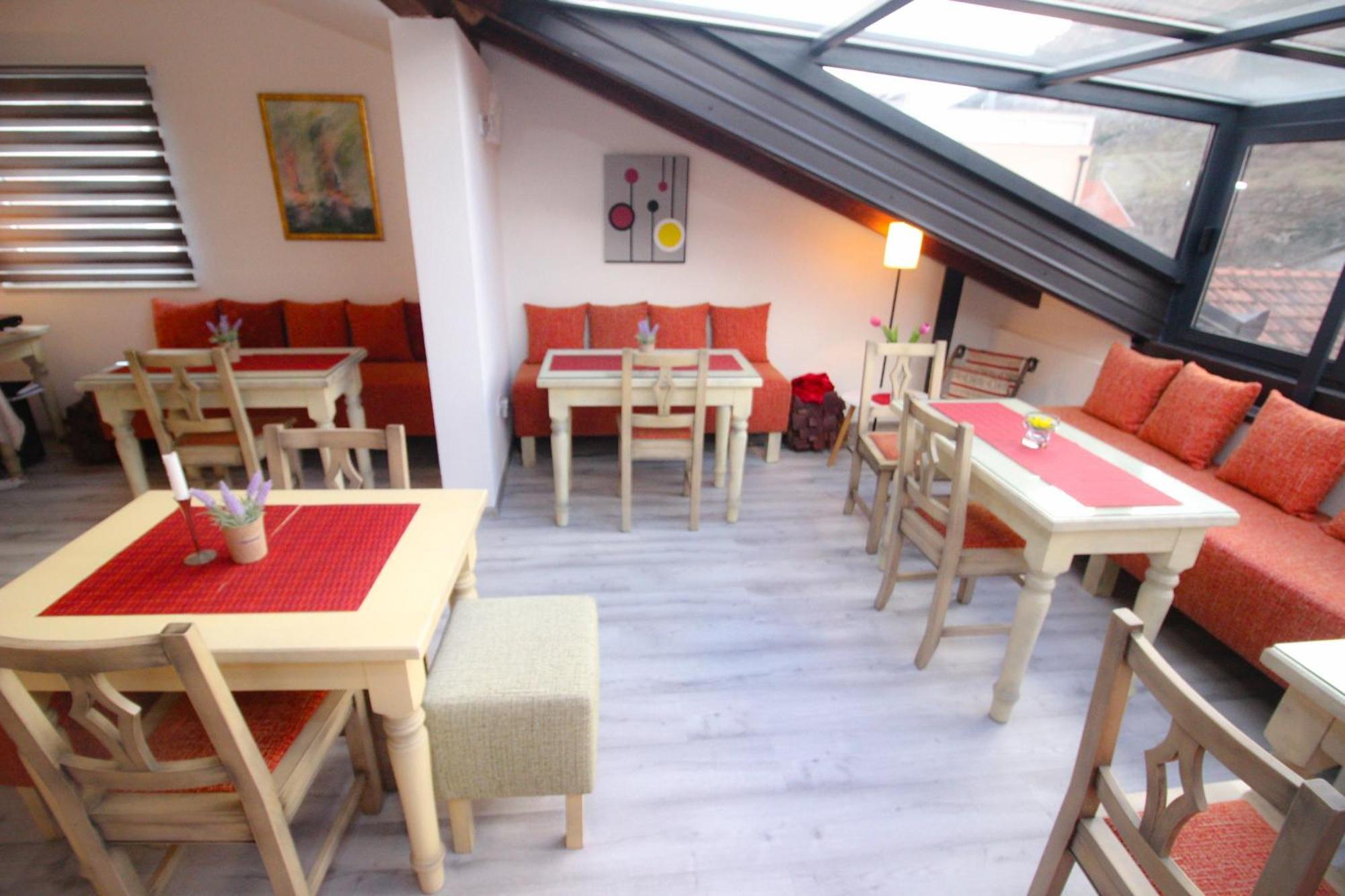 Villa Deny Mostar - With Free Parking מראה חיצוני תמונה