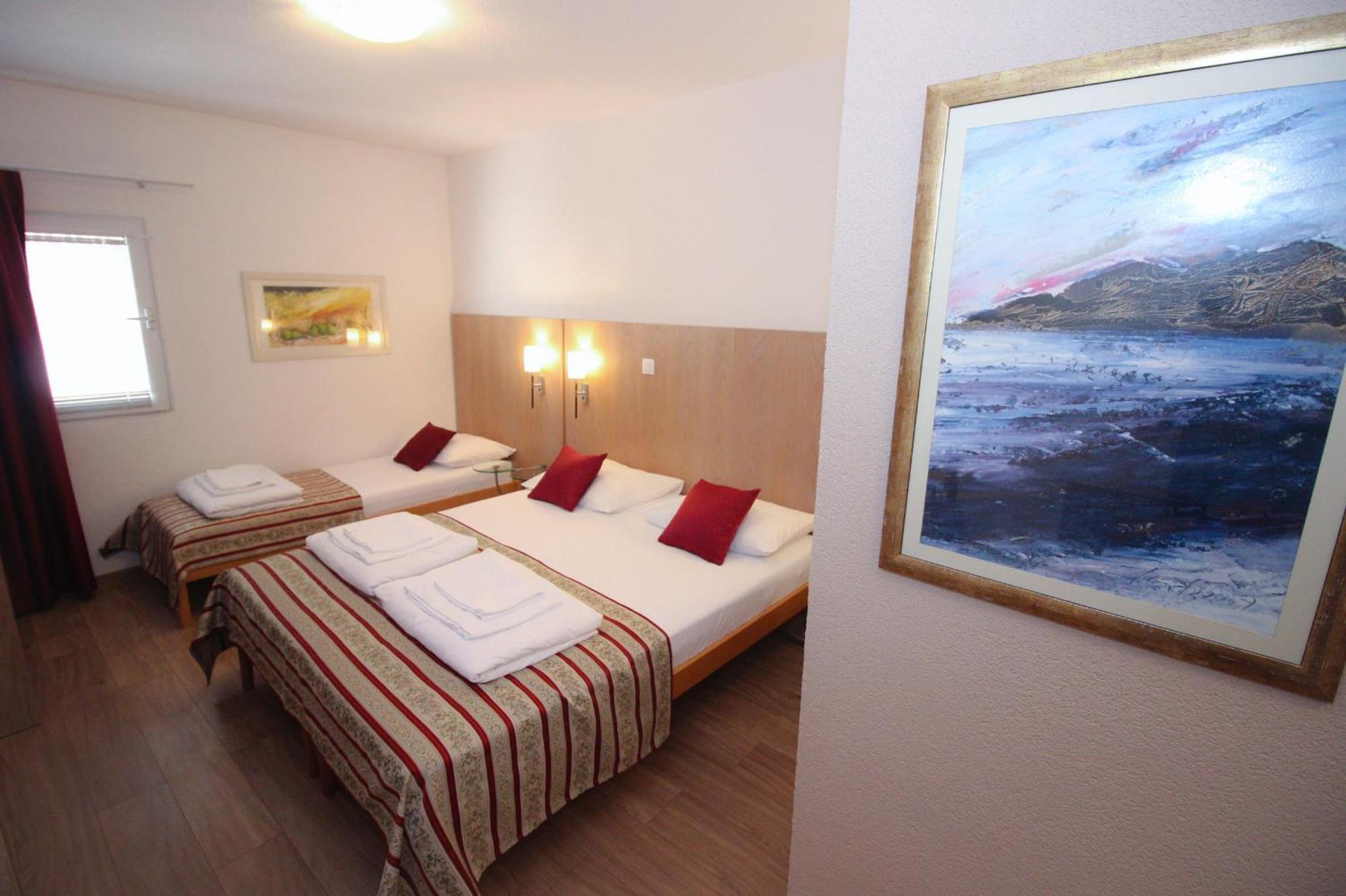 Villa Deny Mostar - With Free Parking מראה חיצוני תמונה