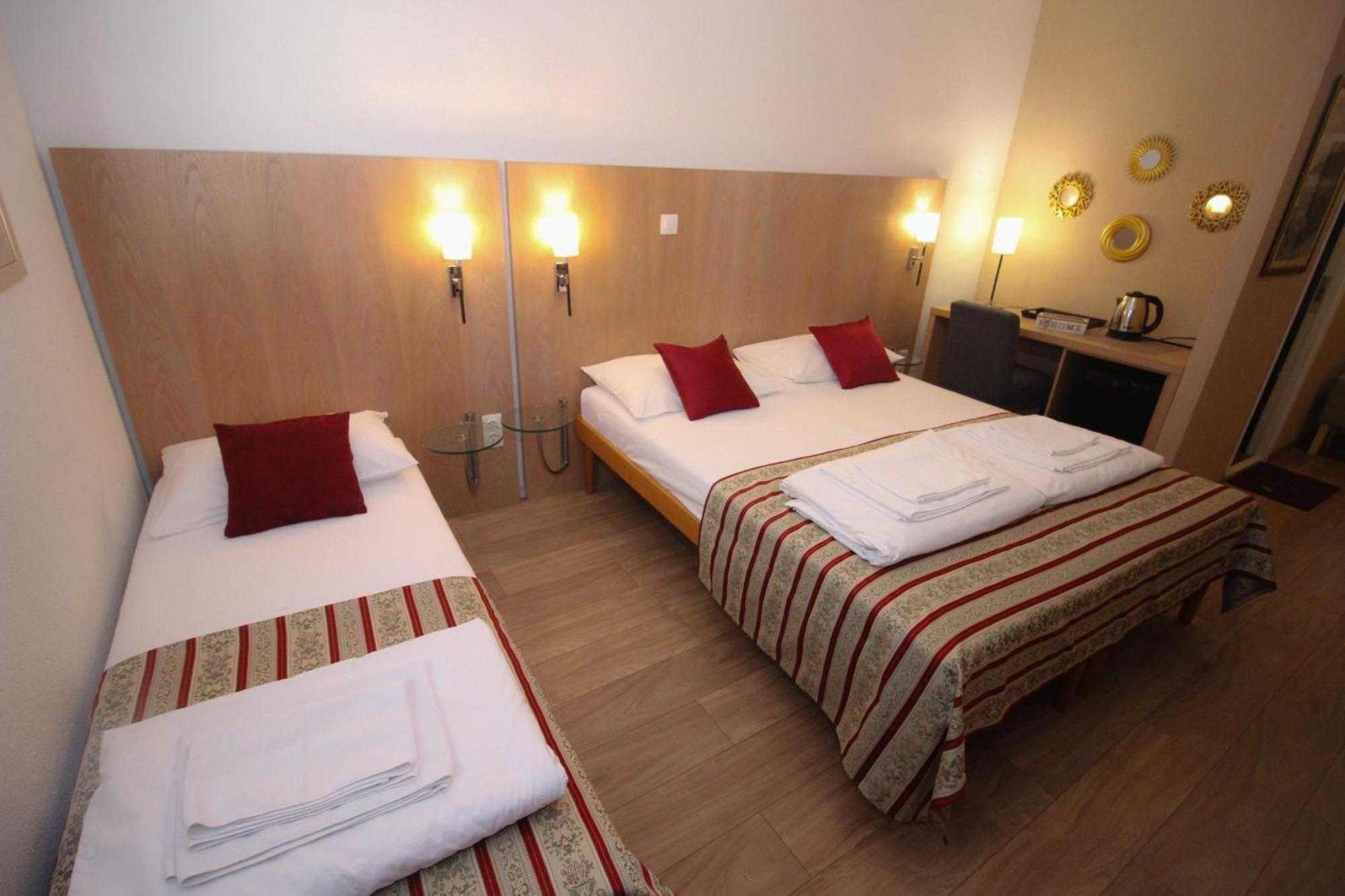Villa Deny Mostar - With Free Parking מראה חיצוני תמונה