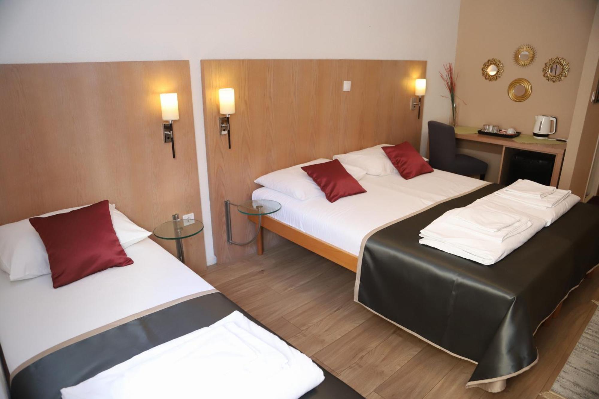 Villa Deny Mostar - With Free Parking מראה חיצוני תמונה