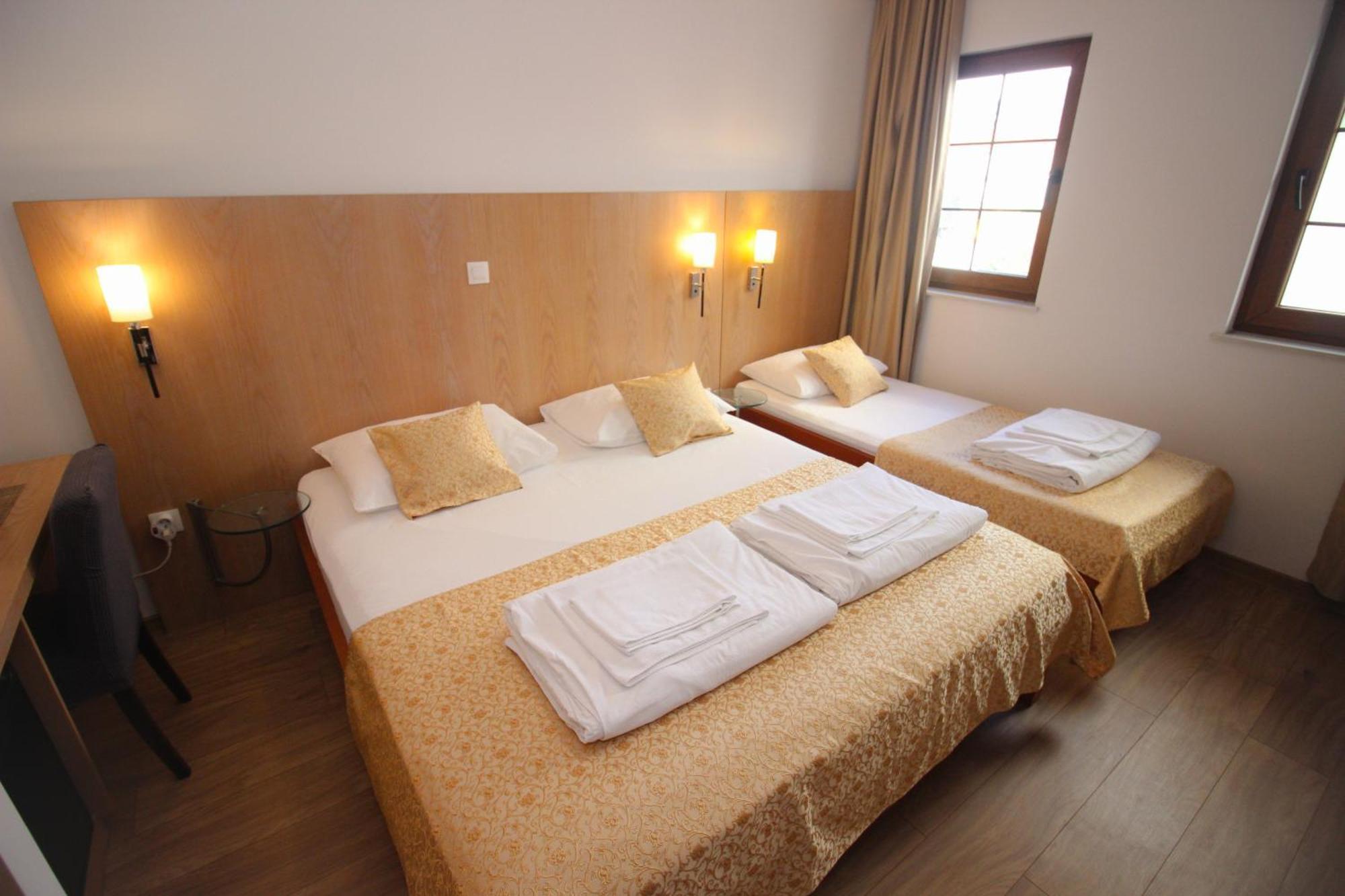 Villa Deny Mostar - With Free Parking מראה חיצוני תמונה