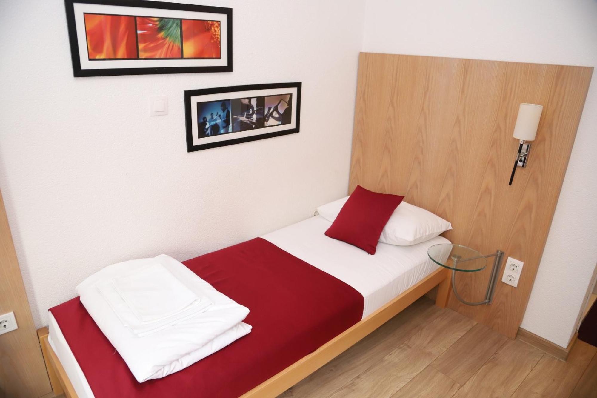 Villa Deny Mostar - With Free Parking מראה חיצוני תמונה